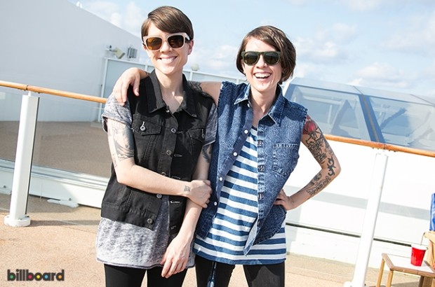 18-tegan-and-sara-interview-parahoy-2014-650-430