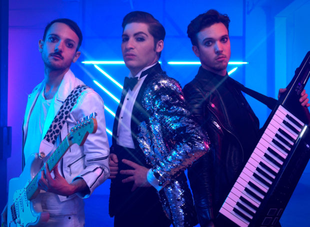 Iconique_Band_Photo_01