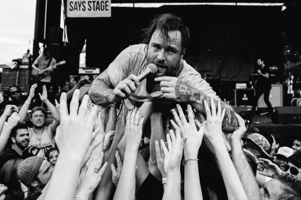 Warped2015 Emarosa