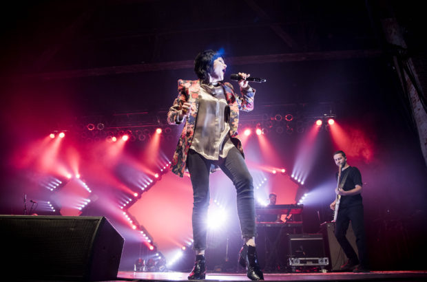 crj_1