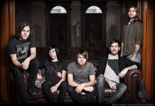 Silverstein signs to hopeless records