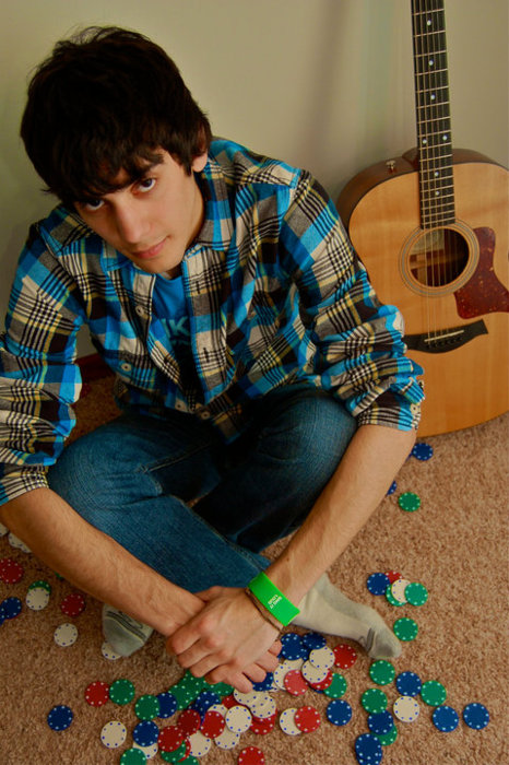 STEVE SALAZAR RELEASES A NEW CHRISTMAS SONG
