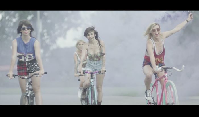 Lights release new music video for “Running With The Boys”