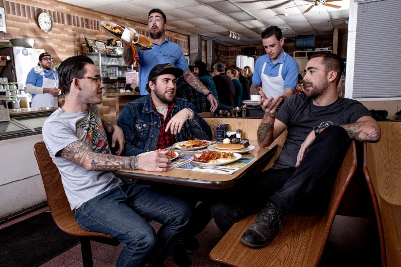 Lost In Society Release New Album ‘Modern Illusions’