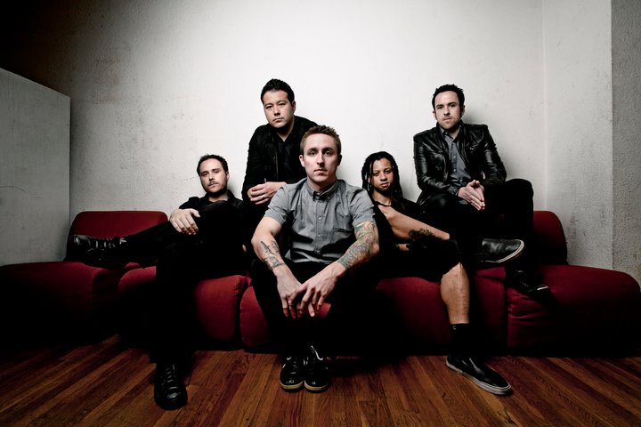 Yellowcard announce break up, release new song