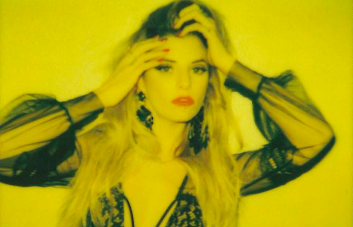 Juliet Simms streams new EP, ‘From The Grave’