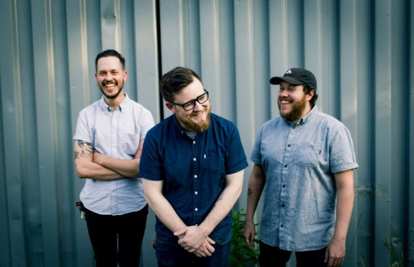 Dead Leaves reveal new song