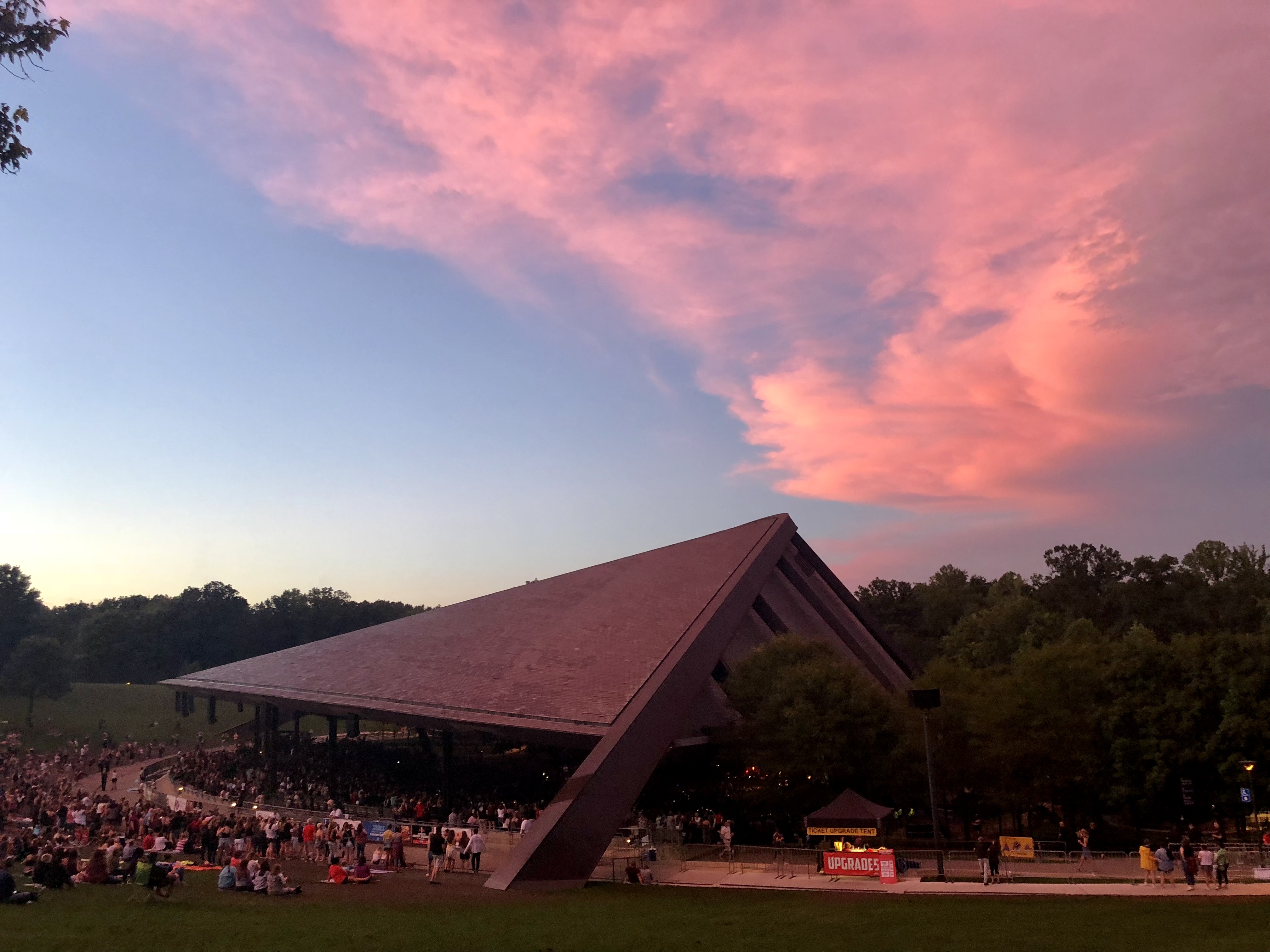Niall Horan – Maren Morris // Cuyahoga Falls, OH 8.29.18