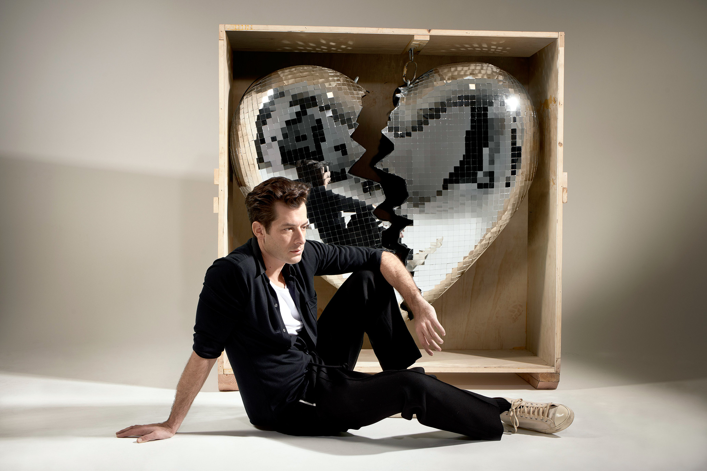 Album Review: Mark Ronson’s “Late Night Feelings”
