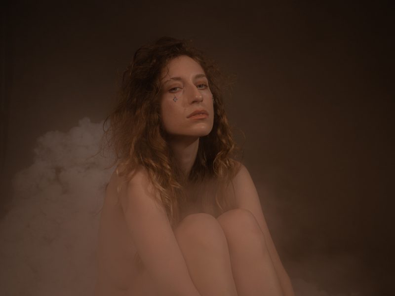 Maiah Manser releases music video for “DoLL” from her upcoming album