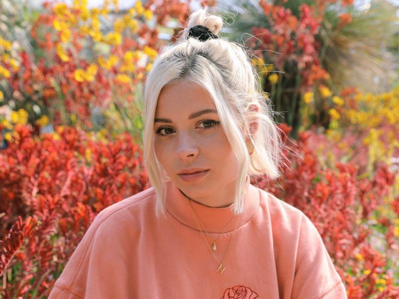Nina Nesbitt’s Offers Up an Expanded Version of Latest Record