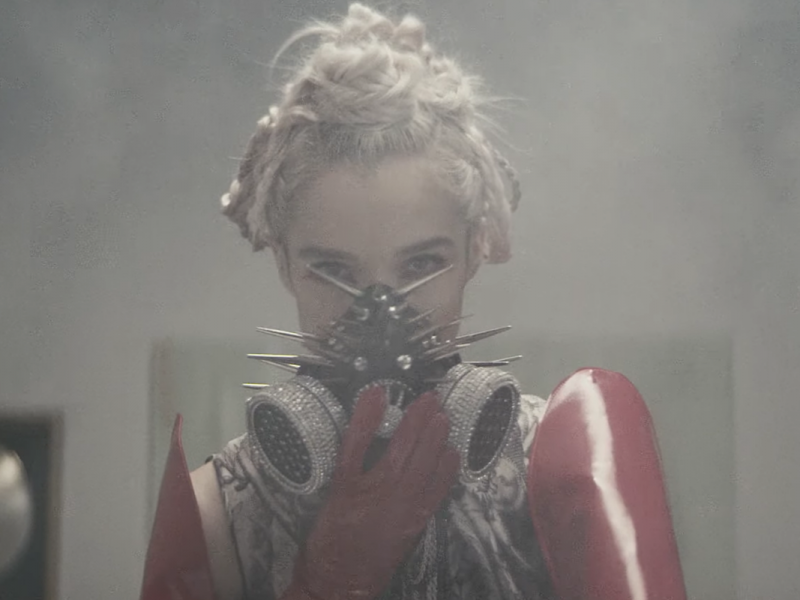 ALBUM REVIEW: “I Disagree” by Poppy is the melting pot of alternative metal
