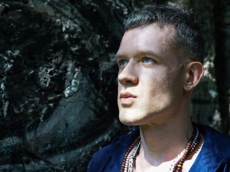 Koretsky discusses his new EP, his approach to songwriting, the role that meditation plays in his life and what’s next for him
