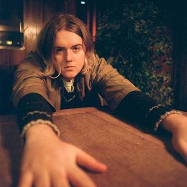 Oscar Lang releases new single and video for “Stuck” and announces debut album ‘Chew The Scenery’ to be released in July