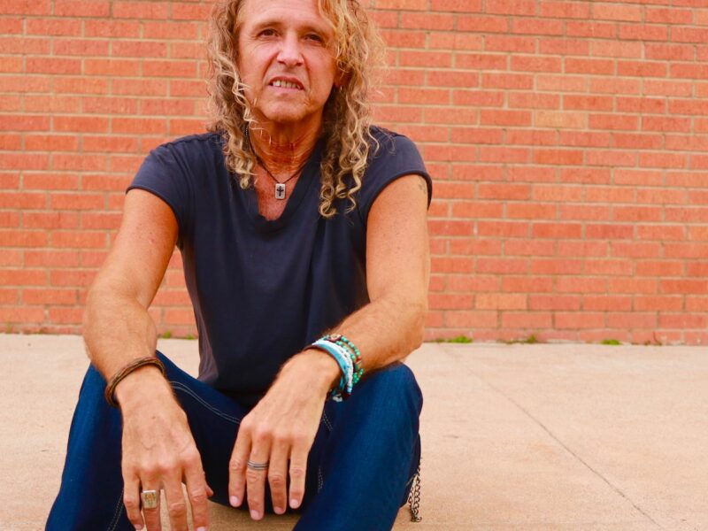 Chris Berardo reflects on the holidays for his heart-warming “This Year” video, premiering via Americana Highways