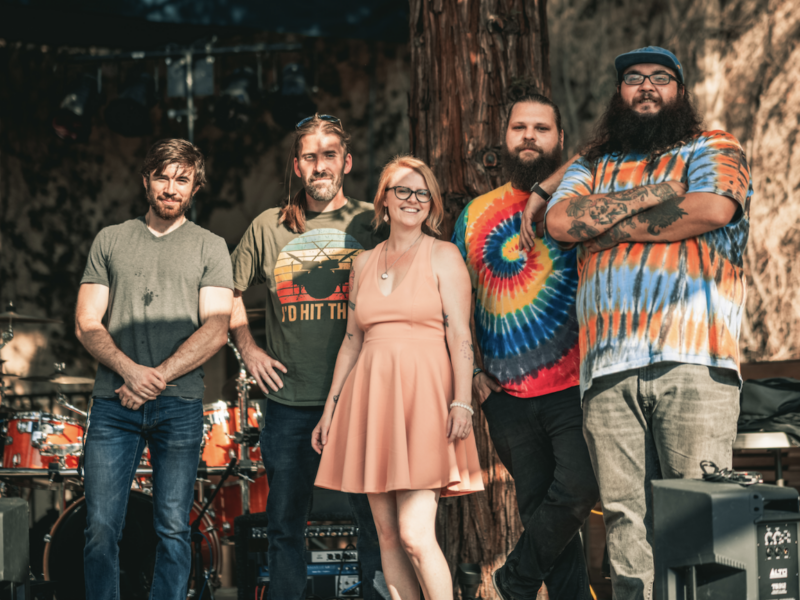 Brittany and The Blisstones premiere “Mermaid”.  Their debut EP to be released in May of 2022.