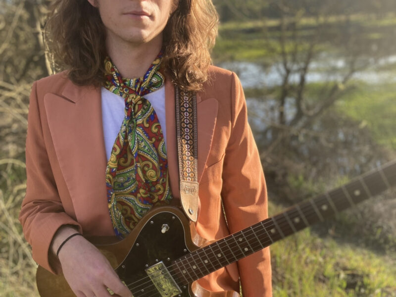 Bay area musician Tom Relling premieres his new music video for “Lost and Looking To Find You”; new self-titled LP to be released in October 2022