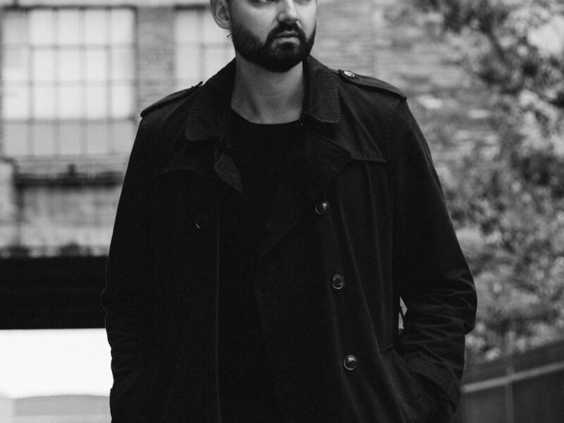 Indie Alternative Artist/Novelist/Poet Moses Mikheyev premieres his new single ‘Fernanda, It’s All Right’ from forthcoming debut album