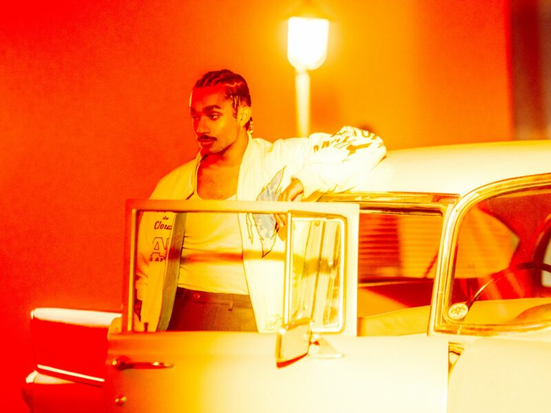 Forest Claudette on the world of meshing R&B with Indie, growing up Australian-American, and their latest track “Motor in the Sand”
